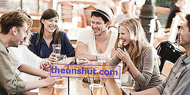 Najlepšie webové stránky na stretávanie sa ľudí a flirtovanie