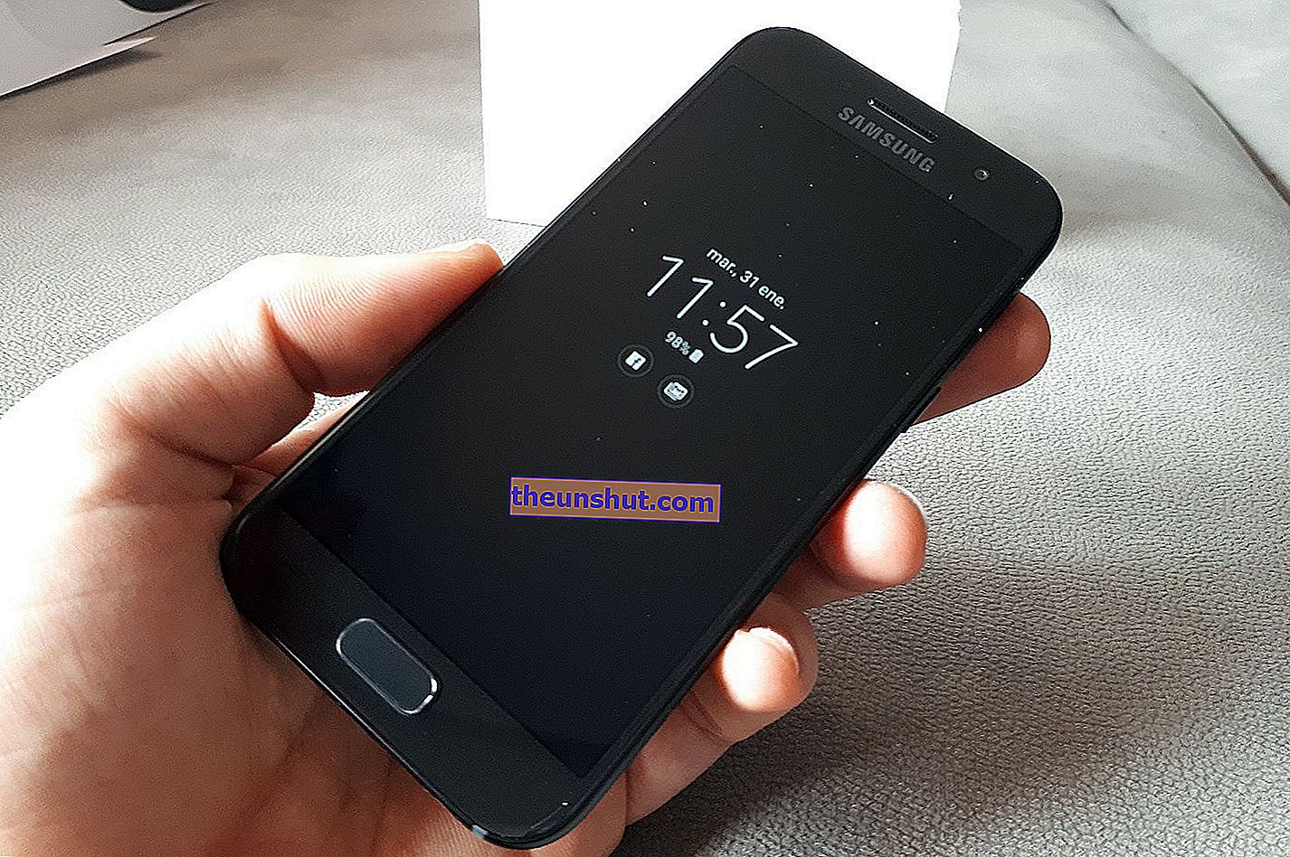 Samsung Galaxy A3 2017, l'abbiamo testato