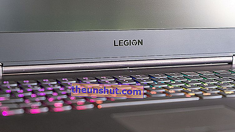 a Lenovo Legion Y740 belső logó használatával kapcsolatos tapasztalataim