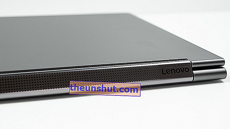 Lenovo Yoga C940 soundbar áttekintés hátulról