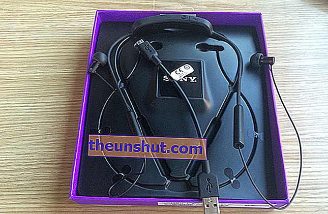 Stereofónny Bluetooth headset Sony SBH80