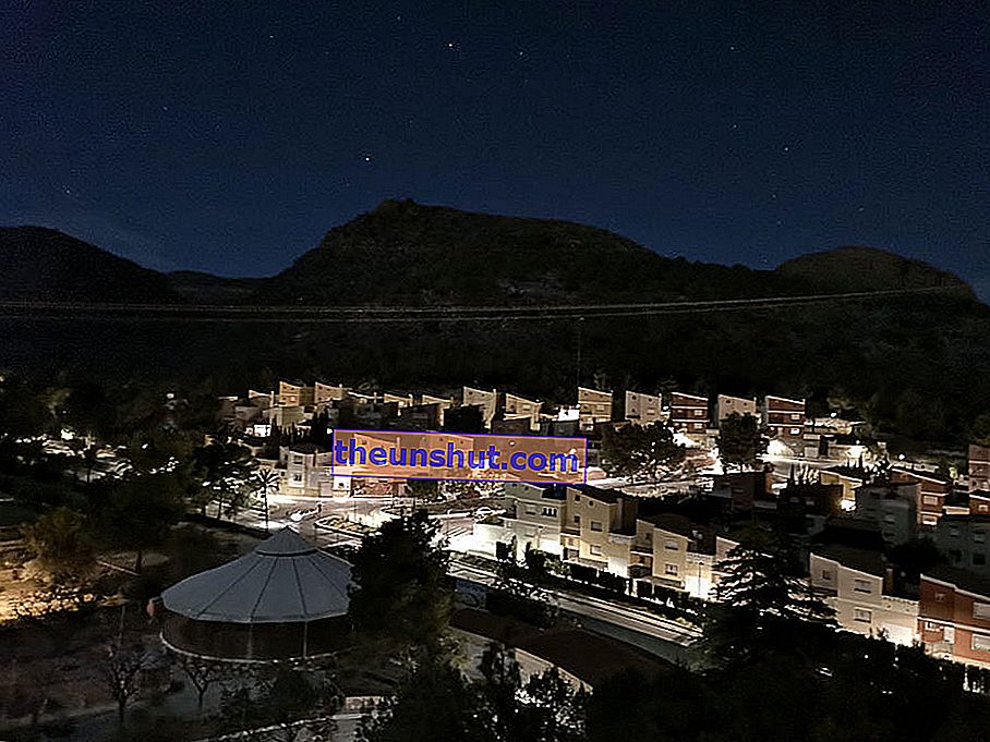 første døgnet med Huawei P20 Pro-bildet om natten i nattmodus