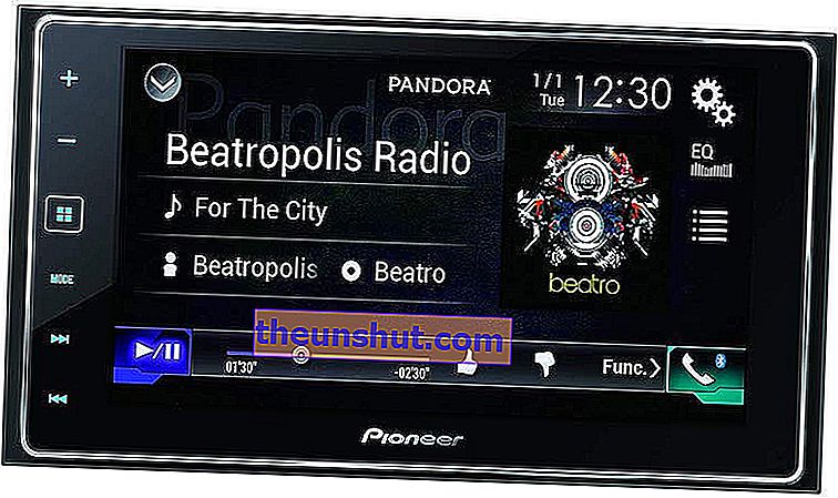 auto Android compatibile con la radio