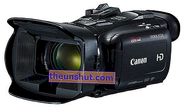 lancia lo zoom Canon LEGRIA HF G26