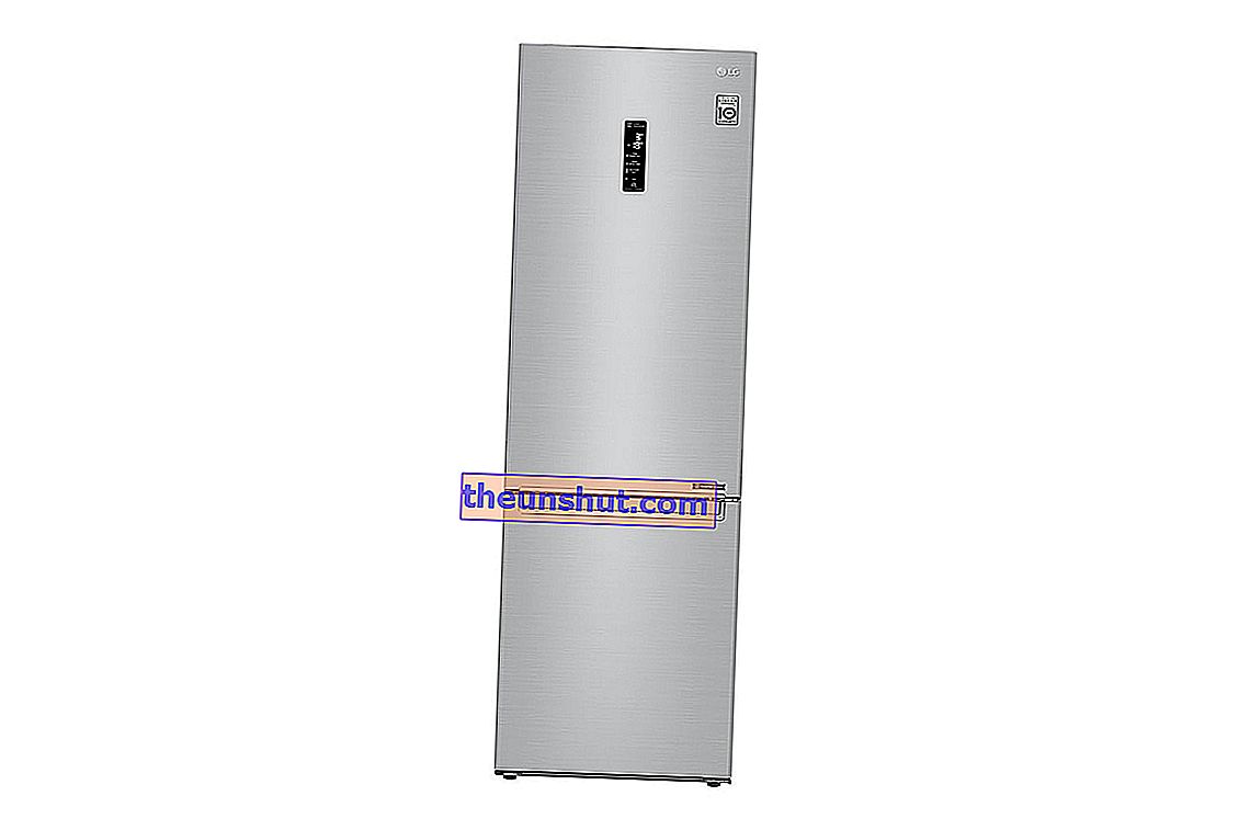 5 интересни хладилника между 800 и 1000 евро LG GBB72NSDFN затворени
