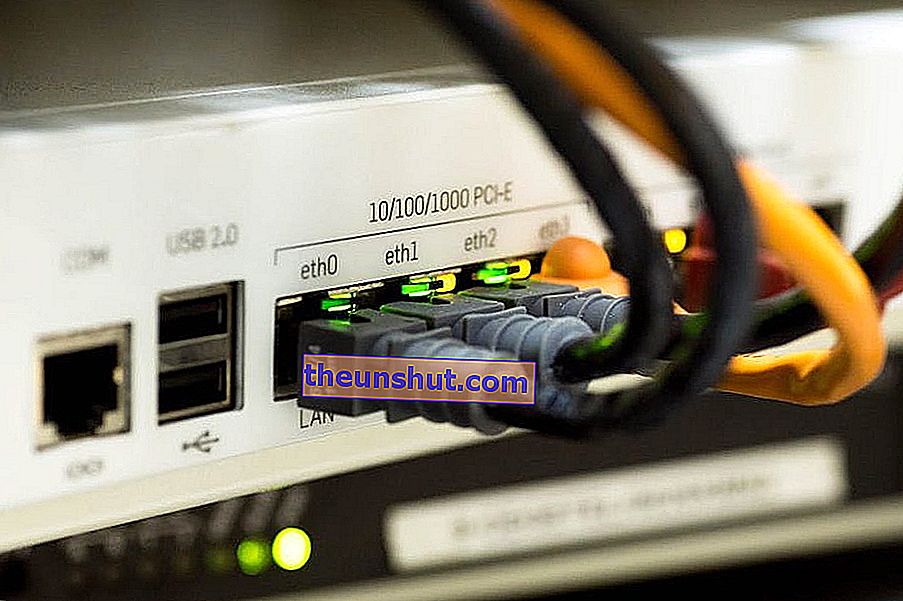 Come collegare un router a un altro router per estendere la rete WiFi