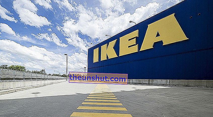 Hvordan vise og laste ned IKEA-katalogen online