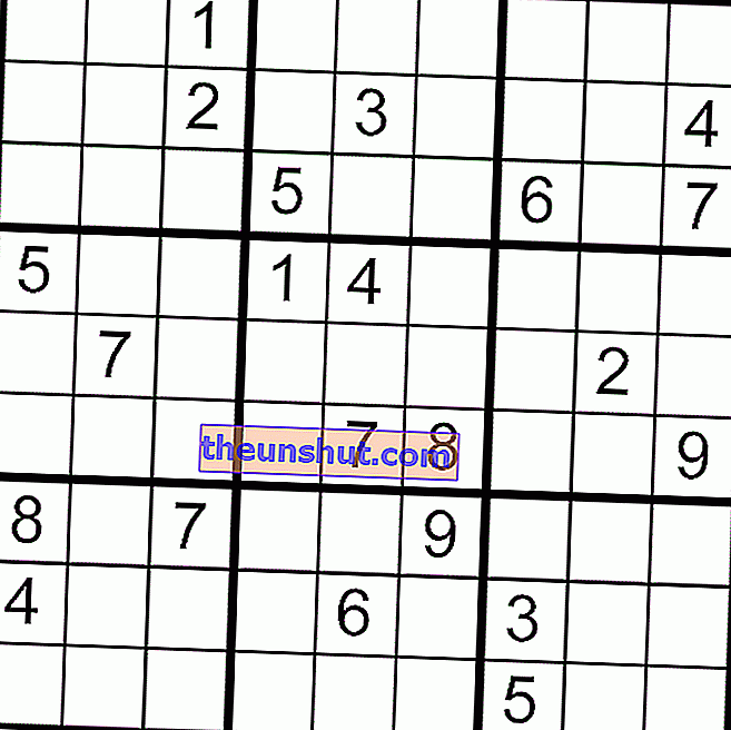 Sudoku af middel sværhedsgrad