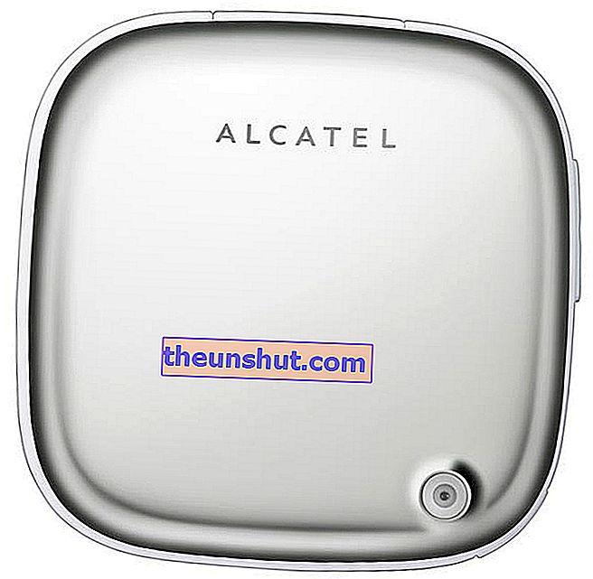 Alcatel OneTouch Glam 810 02