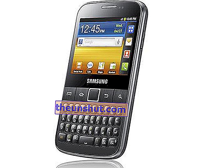 Samsung Galaxy Y Pro, Android és QWERTY billentyűzettel 1