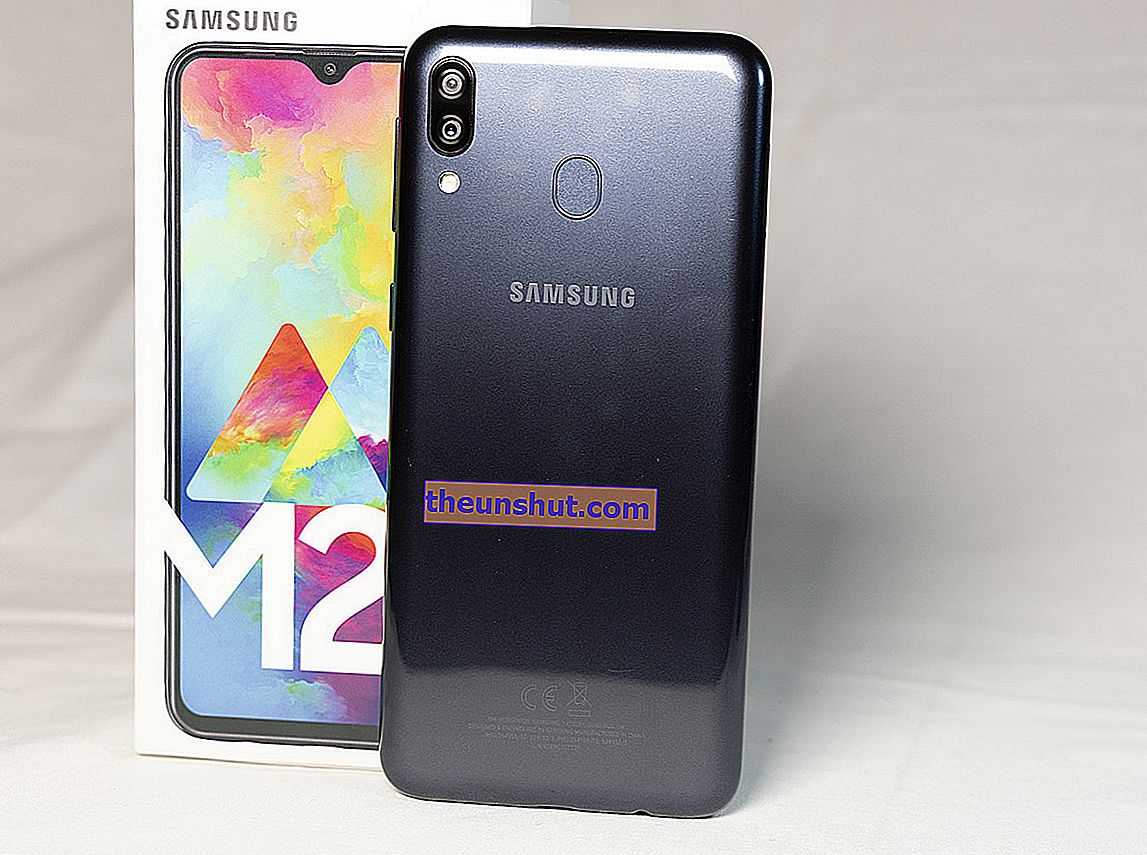 we hebben de achterkant van de Samsung Galaxy M20 getest