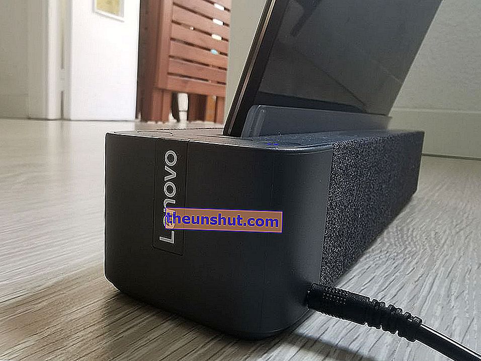 Lenovo Smart Tab P10 hangszóró alapja