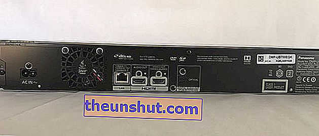 test Panasonic DMP-UB700-uitgangen