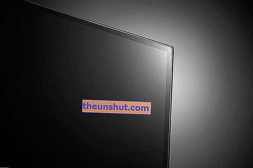 mélyreható LG OLED W8 panel